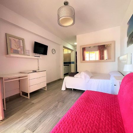 Tamarindos Apartments By Alfresco Stays 贝纳尔马德纳 外观 照片