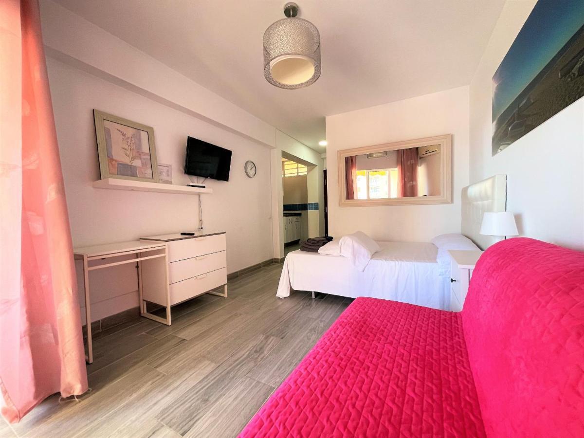 Tamarindos Apartments By Alfresco Stays 贝纳尔马德纳 外观 照片