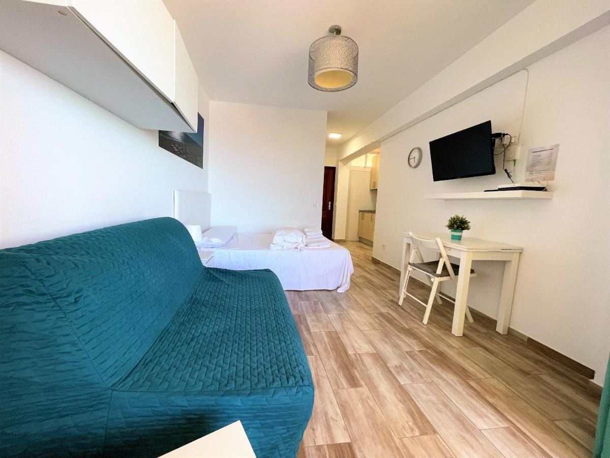 Tamarindos Apartments By Alfresco Stays 贝纳尔马德纳 外观 照片